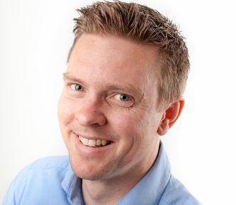 – Hydrogen kan brukes til å få ned CO2-utslipp akkurat der det er vanskelig eller dyrt å bruke strøm eller tunge batterier, forklarer Kyrre Sundseth i Sintef Industri. Foto: Sintef