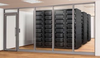 Med rack-monterte HP-arbeidsstasjoner sikres sensitiv data i bedriftens lokaler, samtidig som utviklerne kan jobbe på dem fra overalt med HP Anyware. Foto:  HP