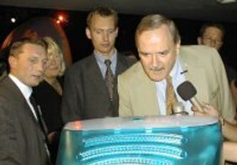 John Cleese under norsk åpning av Dressmart. Foto: Hilde Nyman