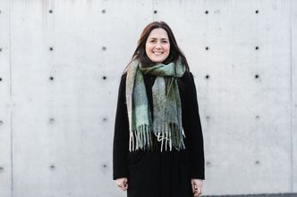 Frida Bratlie jobber i COWI med energikonsepter som gjerne kombinerer vind, sol, smartgrid og batterier. Foto: Ragnhild Heggem Fagerheim/COWI