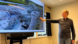 Eivind S. Juvik presenterer resultatene i sluttrapporten fra KlimaGrunn. Foto:  Linda Grønstad, Statens vegvesen