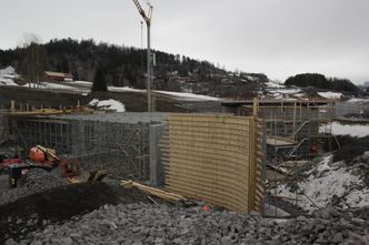 Toplanskrysset som heter Sandkrysset skal være ferdig støpt i løpet av juni. Foto: Bjørn Olav Amundsen