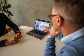 VI-KULTUR: Cefalo jobber mye med å dyrke frem en felles kultur mellom kunden i Norge og teamet i Bangladesh. Foto: Daniel Novello, Pressworks