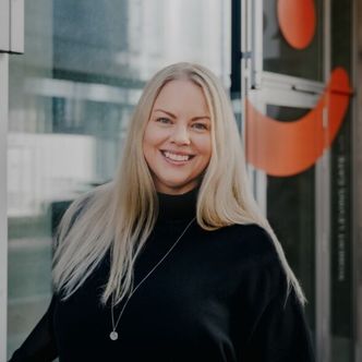 Kommunikasjonssjef Caroline Lunde i Vipps sier på telefonen til Digi at det er uvisst når tjenesten er oppe igjen. Foto: Vipps