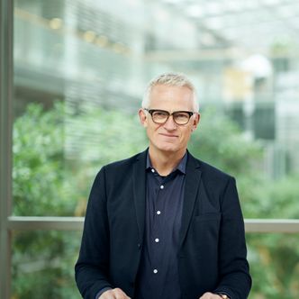 Ørsted-sjef Mads Nipper sier de skal nå vurdere den beste måten å bevare verdi på mens de avslutter utbyggingen. Foto: Ørsted