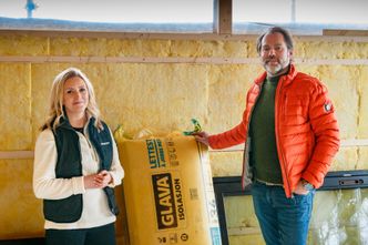 Anne Linn Fjordholm og Helge Aschjem er enige i at håndverkerne må bistå kunden når det gjelder kunnskap om energieffektivisering. Foto: TUM Studio
