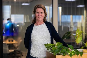 Vi må tenke mer bærekraft når vi kjøper inn utstyr, forteller Cecilie Bratbak, Business Development Manager i HP Services.