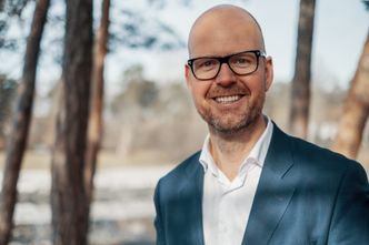 Med teknologi kan vi levere bedre tjenester, sier Audun Bakke Andersen.