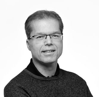 Professor Arne Brataas ser fremtidsmuligheter. Foto: NTNU