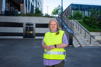 Klubbleder i EL og IT Forbundet i Telia, Merethe Shukla er svært misfornøyd med at de ikke har fått vite noe om Telia-kuttene før de som må gå har fått beskjed. Foto: Oskar Hope-Paulsrud