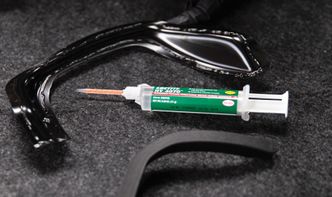 Loctite 4070 er et lim som kan brukes til det meste, men ikke alt. Foto:  TOOLS