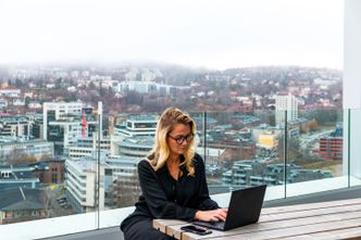 Fra hovedkontoret på Skøyen til virksomheter i halve Europa og Kina. Et robust ERP-system gjør logistikken langt enklere. Foto: TUM Studio