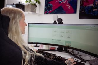 Mia Landsem er datadetektiv og sikkerhetsrådgiver. Foto: Bjarne Krogstad