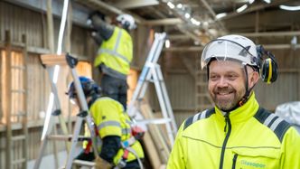 Fabrikksjef Svend Aage Larsen. Foto:  TUM Studio