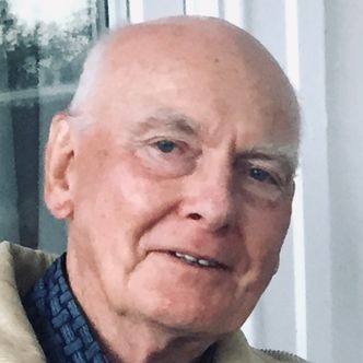 Steinar R. Paulsen, kommandørkaptein og tidligere offiser og skipssjef på norske fregatter. <span>Foto: Privat</span>