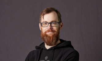 Evnen til å tenke annerledes er en egenskap mange gamere har, mener Tobias Michael Scholz. Foto: UiA