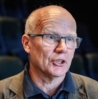 Stortingspolitiker Hårek Elvenes (H) er medlem av utenriks- og forsvarskomiteen.