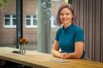 Hege Auglænd Holst er nyansatt tech lead i Statens vegvesen. Foto: TUM Studio