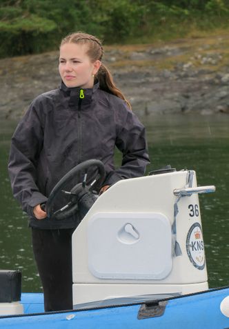 Liv Cornelia Middelthon (24) studerer elektronisk systemdesign og innovasjon ved NTNU og har seilt aktivt i mange år. Foto:  Lea Trong-Johansen