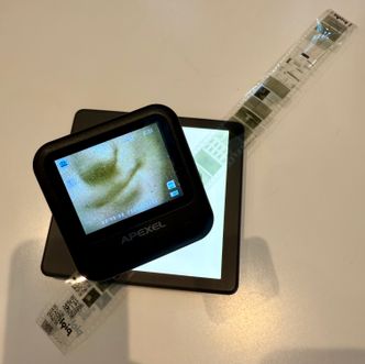 Her er smilet til Mona Lisa, «lest» fra bildet som er lagret på 35 mm film. Foto: Jan M. Moberg