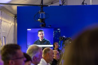 Debatten ble streamet fra DN-teltet i Arendal. Foto: TUM Studio