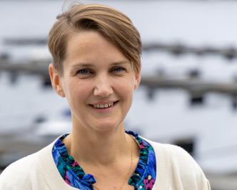 Åsne Holtklimpen i Crayon.  Foto:  TUM Studio