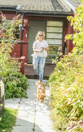 Tania fikk tilgang til Boliglån UNG host Nordea. Det betyr lavere rente. Foto: Nordea
