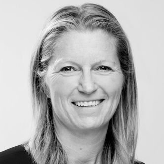 Ødelagte litiumion-batterier kan føre til en kraftig og eksplosiv brann med giftig røyk, forklarer Susanne Moen i Brannvernforeningen. Foto:  Caroline Roka