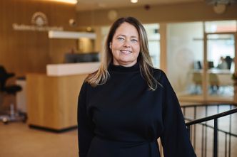 May Bente Olsen.  Foto:  Skudenes & Aakra Sparebank