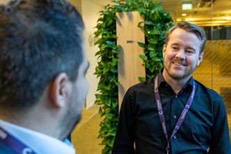 Torsten Granli har en rekke eksempler på kundeverdien av DEX. Foto: TUM Studio