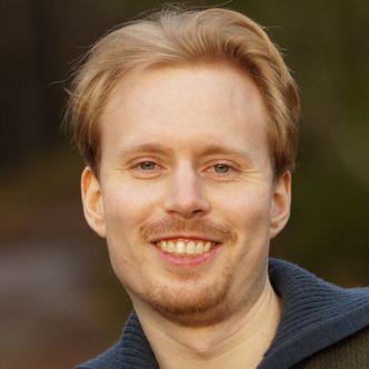 Stian Harstveit Kristensen studerer historie og er ostehøvelbruker. Foto:  Anne Marie Harstveit Kristensen