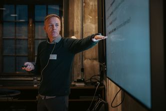 Anders G. Østmoe er fagsjef Geomatikk i Asplan Viak. Foto:  Mads Kristiansen/ Asplan Viak