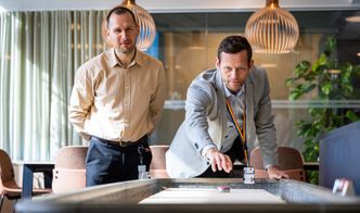 Trygsland og Stokke er enige om at Vegvesenets nullvisjon motiverer.  Foto:  TUM Studio