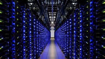 Serverrack i Googles datasenter i Douglas County.