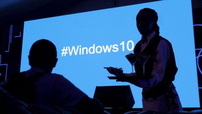 Windows 10-emneknagg på en skjerm i Nairobi, Kenya.