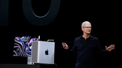 Nå begynner Apple å tilby dusør for funn av sårbarheter også i Mac. Her fra toppsjef Tim Cooks presentasjon av nye Mac Pro i sommer.