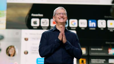 Apple-sjef Tim Cook under sin presentasjon på Apple Worldwide Developers Conference (WWDC). Konferansen ble avholdt som en virtuell konferanse på grunn av korona-smittetiltakene. 