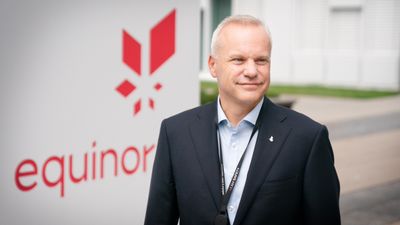 Equinor-sjef Anders Opedal vil bruke 100 milliarder kroner av Equinors egne penger på grønne investeringer de neste årene. Det tilsvarer 4 prosent årlig av selskapets omsetning i fjor.
