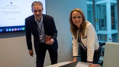Steffen Sutorius, direktør i Digitaliseringsdirektoratet og hans overordnede, IT-minister Linda Hofstad Helleland.