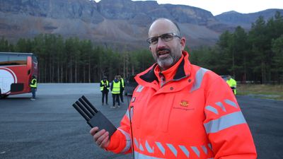 Statens vegvesen og FFI tester jamming og spoofing av biler i Skibotn i Troms.