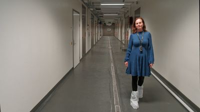  Veterinærbygget, NMBU, isolatavdeling i dyresykehuset. Dekan for Veterinærhøgksolen, Anne Storset