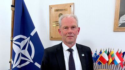 John-Mikal Størdal leder koordineringen av Nato-landenes arbeid innen vitenskap og teknologi.
