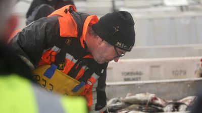 Fiskeriminister Bjørnar Skjæran under et besøk på Lofoten 25. og 26 mars 2022, knyttet til skreifisket.