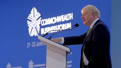 Boris Johnson på talerstolen.