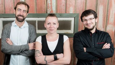 Jacobo Elisha, Anita Schjøll Abildgaard og Victor Botev er de tre gründerne av Iris AI, som nå får finansering fra EUs Innovasjonsråd.