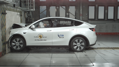 Tesla Model Y i Euro NCAP 2022. Bilen var den tryggeste i kategorien små offroadbiler.