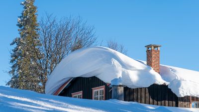 6 av 10 sier i en undersøkelse at de bruker hytta mindre på grunn av de høye strømprisene.