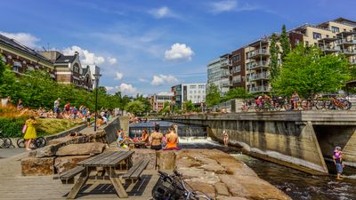 Sommerstemning langs Akerselva.