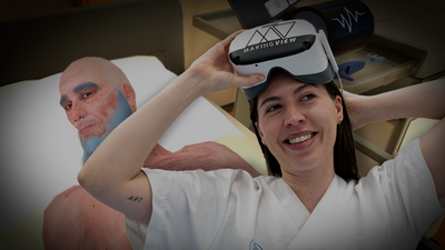 Sykepleierstudent med VR-briller.