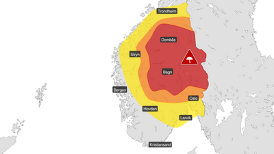 Et kart over Norge fra Trondheim og sørover. Med et stort rødt området over innlandet og faretrekant med praplysybol.